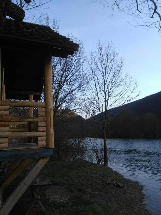 Omar & Una Apartmani Bihać Екстериор снимка