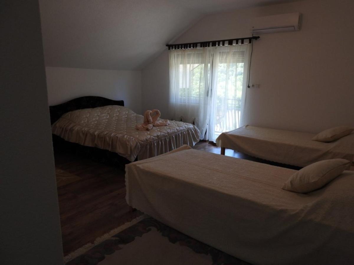 Omar & Una Apartmani Bihać Екстериор снимка