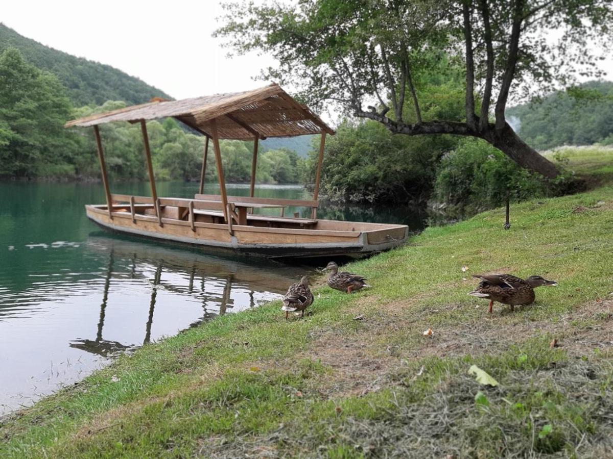 Omar & Una Apartmani Bihać Екстериор снимка